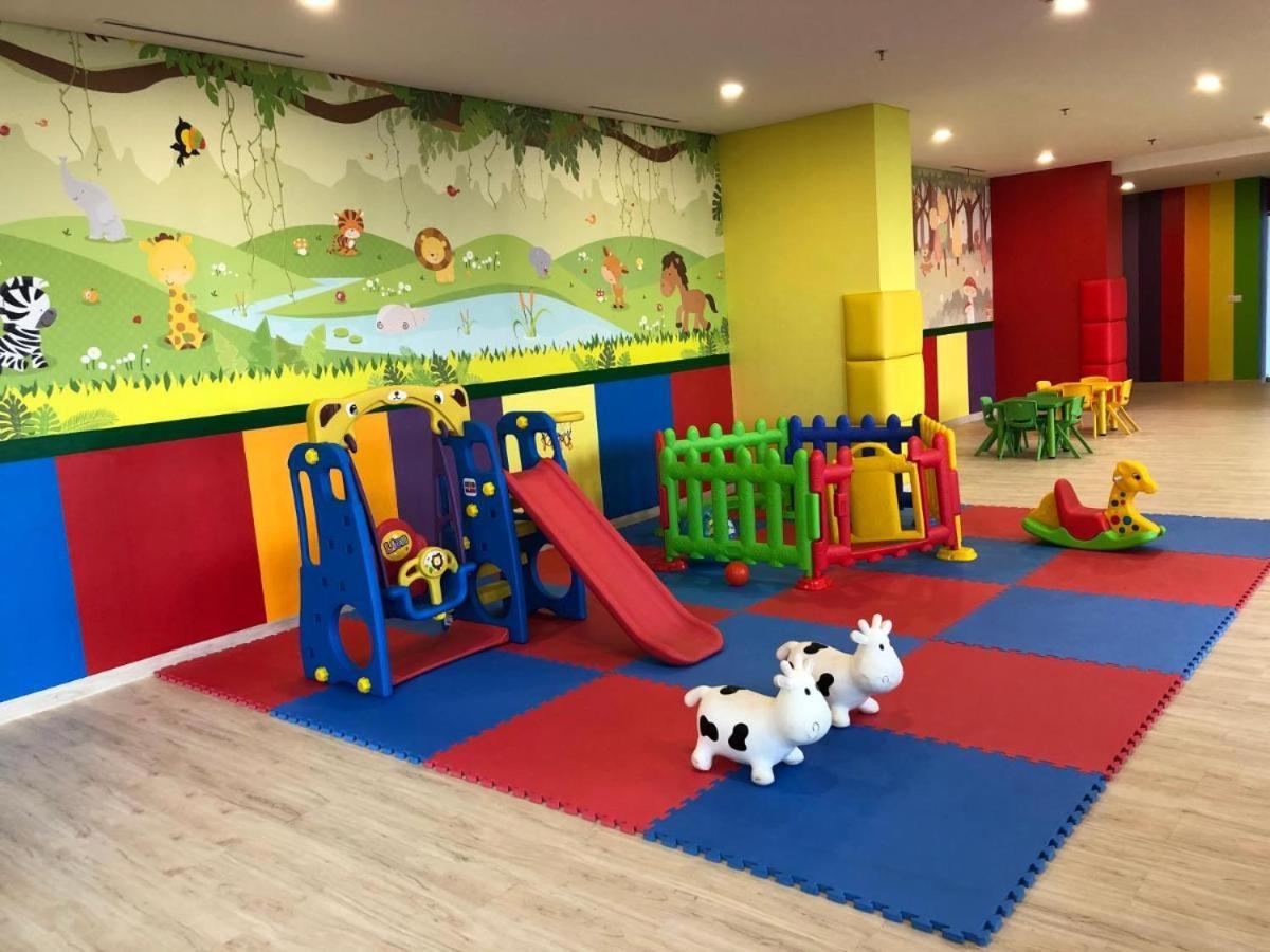 Pik Gold Coast By All Property Residence Jakarta Ngoại thất bức ảnh